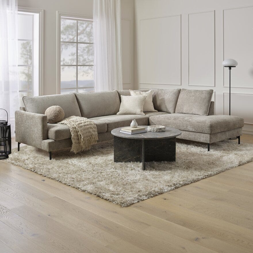 Vilmers Altera beige hjørnesofa med endeavslutning
