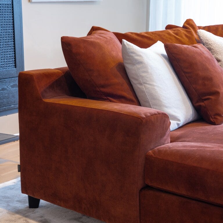 Vilmers FELTON 19 Daybed med armlene i Brun