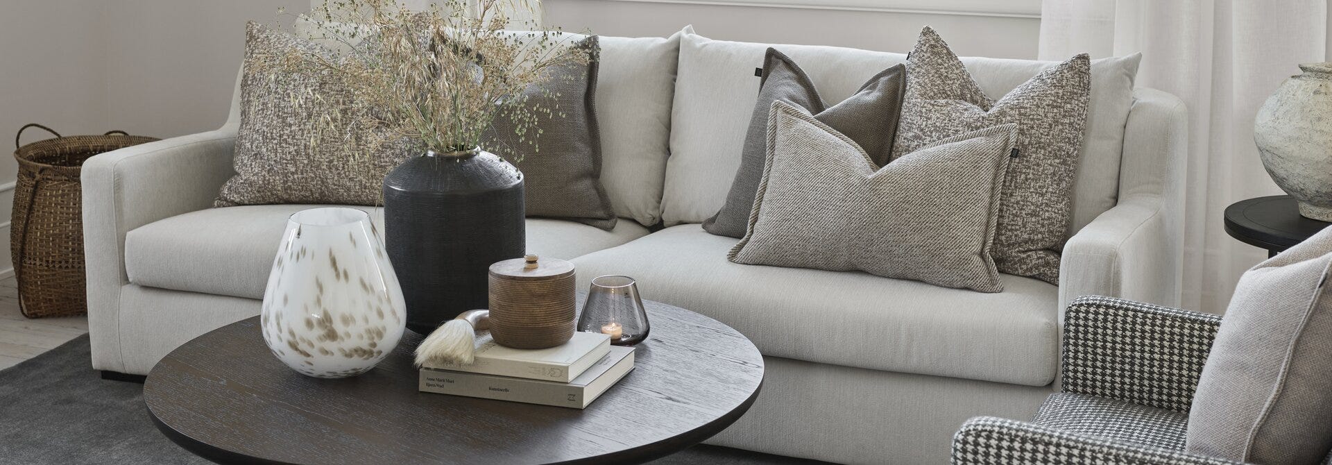 Signature Collection By Halvor Bakke SIGNATURE 700 3 seter XL i Beige/natur designet av Halvor Bakke