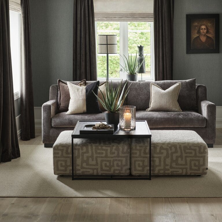 Signature Collection By Halvor Bakke SIGNATURE 700 3 seter i Brun designet av Halvor Bakke