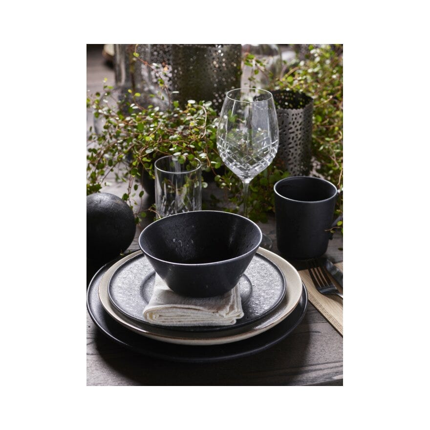 BLACK SATIN Krus Ø11 cm i Svart