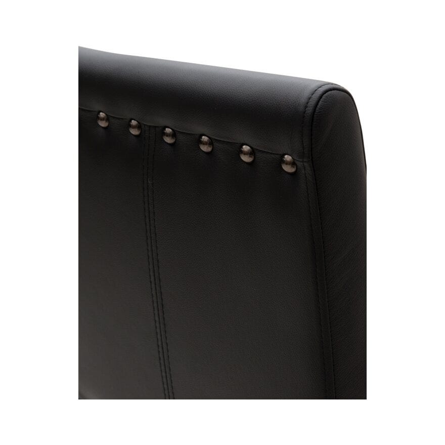 Signature Collection By Halvor Bakke svart barstol